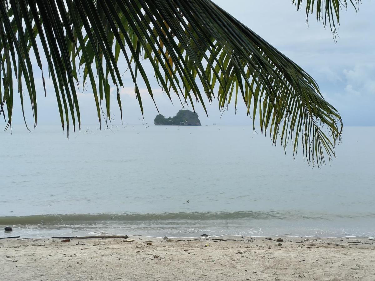 Nangkam Boutique Donsak Hotel Ban Pheng Krong Bagian luar foto